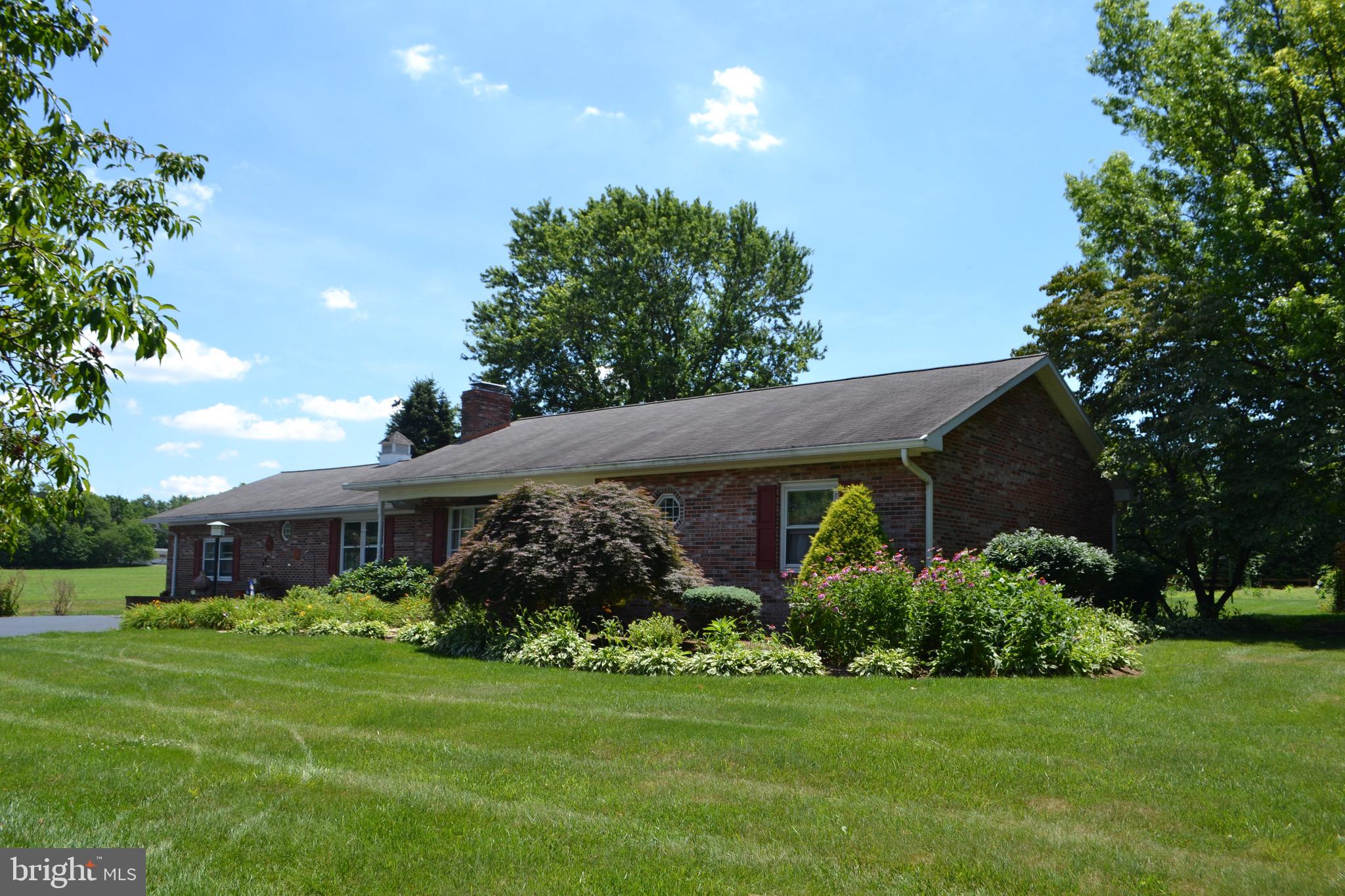 6144 King Road Boonsboro, MD 21713 - Photo 31 of 31 A gardeners paradise!