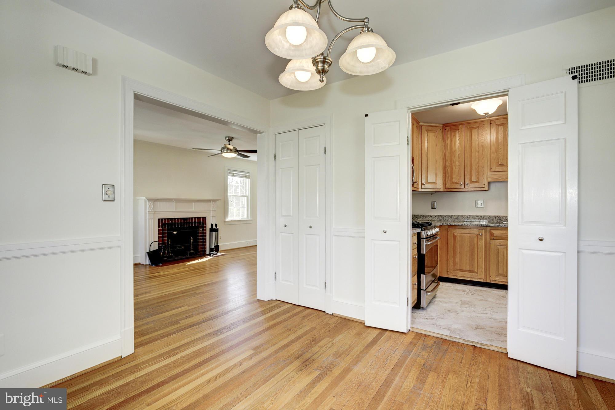 4832 16th Road North Arlington, VA 22207 - Photo 7 of 24 Dining Room