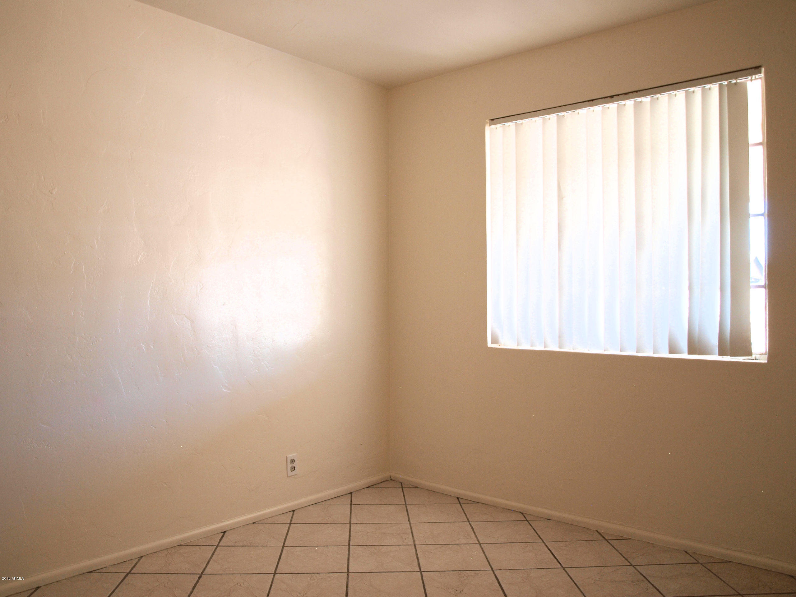 1812 East Cheery Lynn Road Phoenix, AZ 85016 - Photo 14 of 17 812 Bedroom 1A