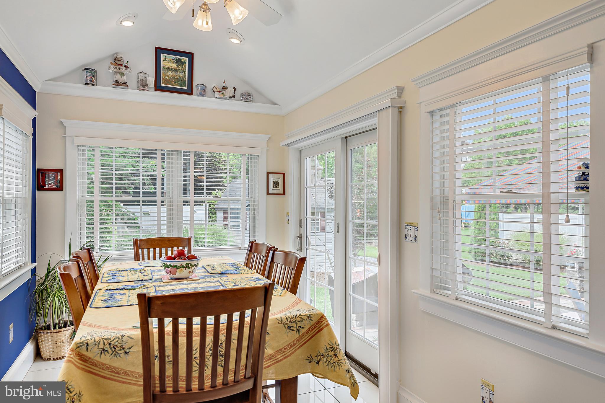 325 Vesper Road Hershey, PA 17033 - Photo 12 of 34