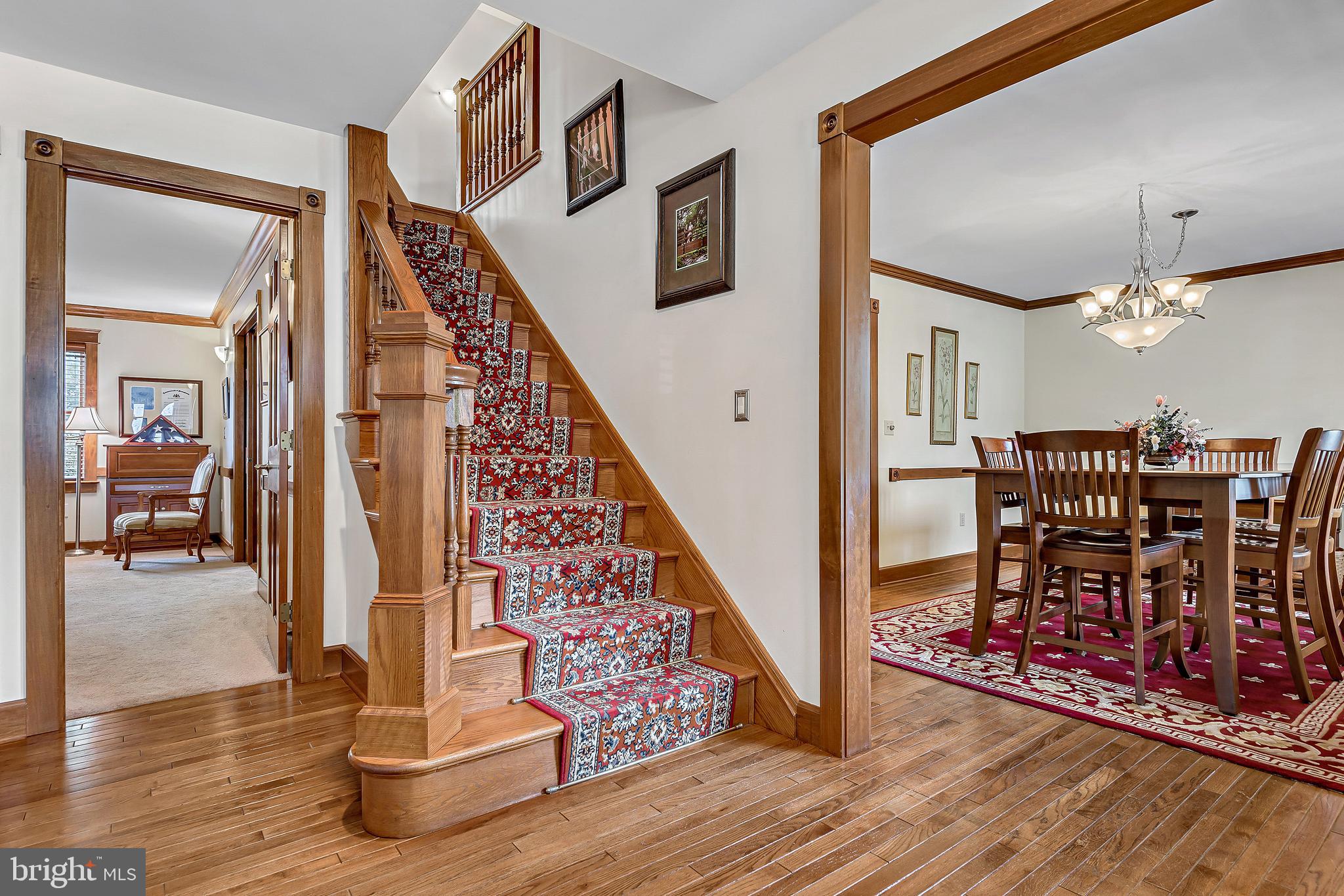 325 Vesper Road Hershey, PA 17033 - Photo 4 of 34