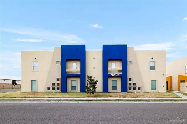 $1,350 | 1201 East Camellia Avenue, Unit 2, McAllen, TX 78501