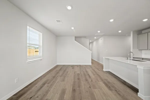 $319,900 | 3618 Crawford Street, Bay City, TX 77414