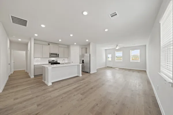 $319,900 | 3618 Crawford Street, Bay City, TX 77414