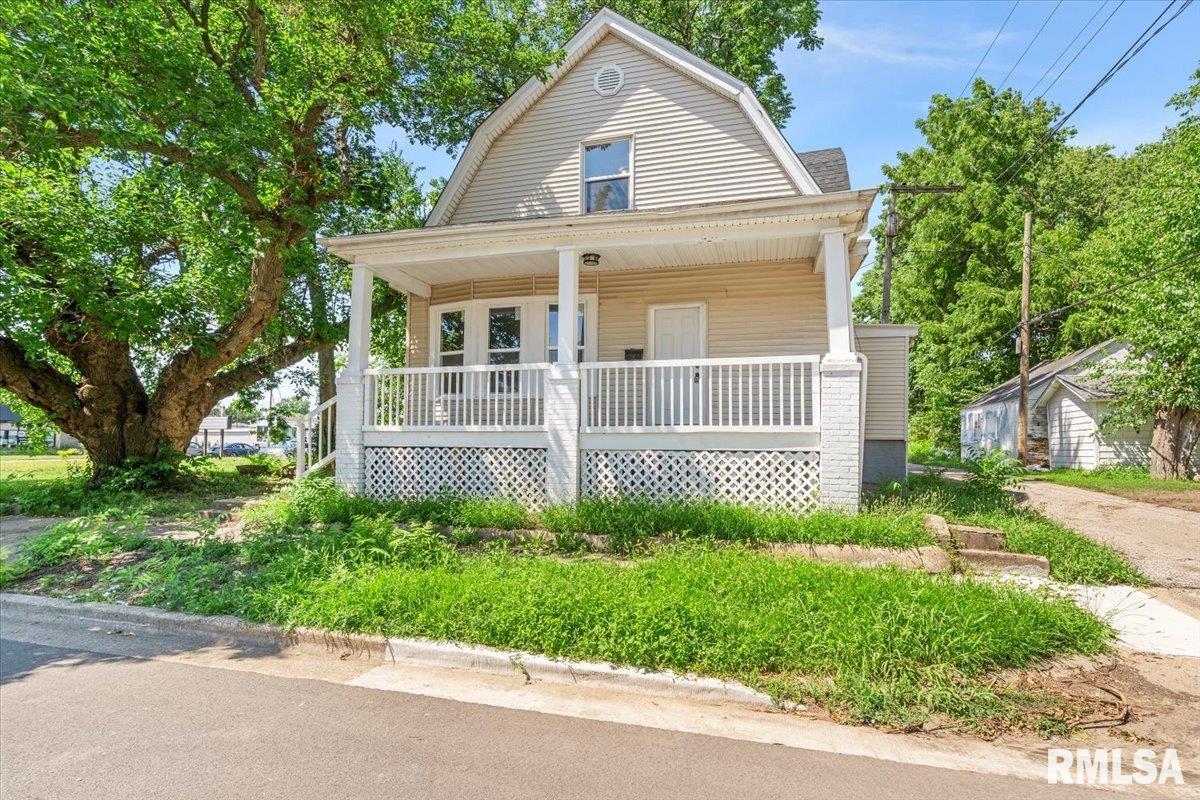615 East Myrtle Street Springfield, IL 62703 - Photo 1 of 28