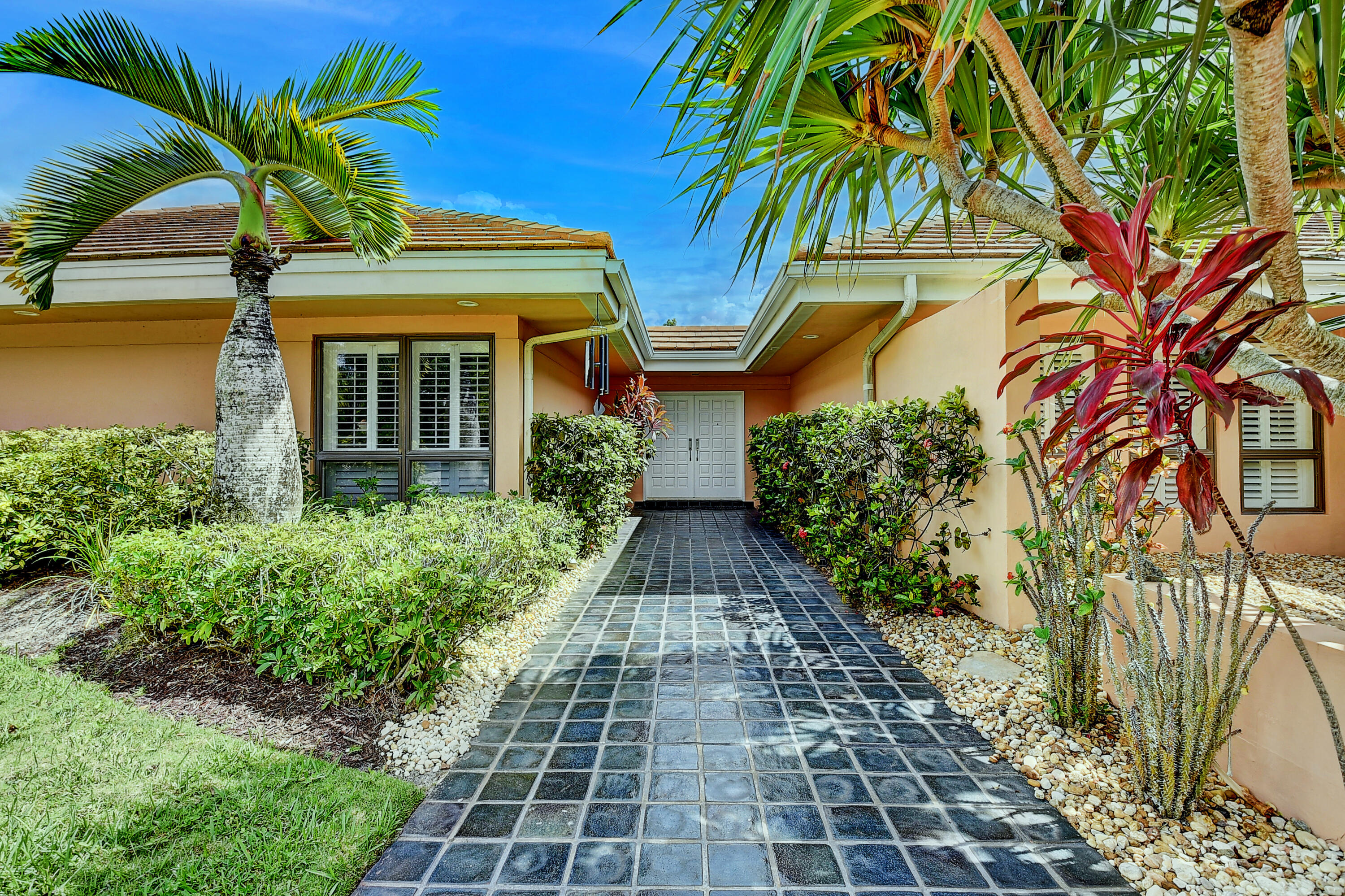 6560 Serena Lane Boca Raton, FL 33433 - Photo 3 of 61 03_virtuals1 (3)