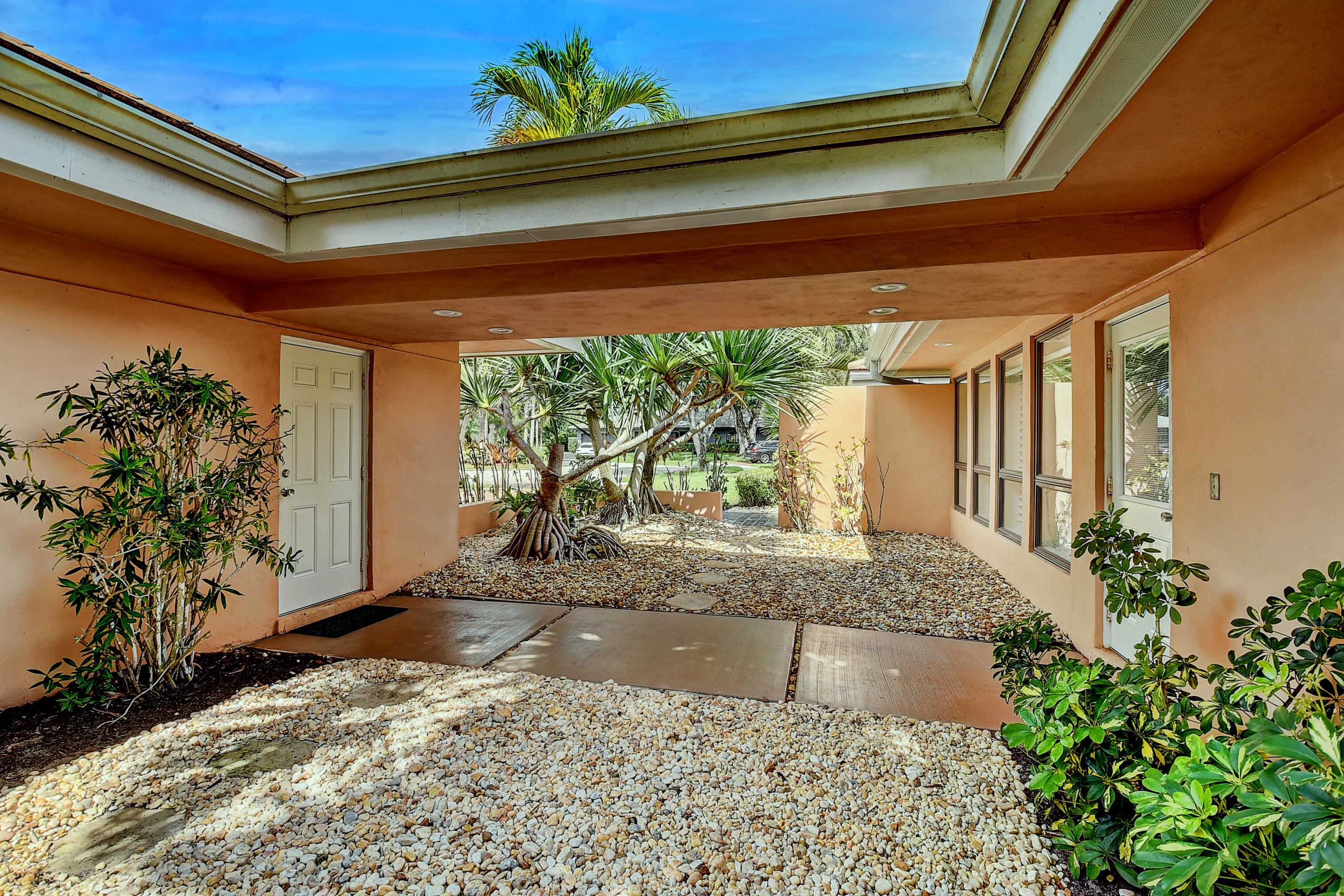 6560 Serena Lane Boca Raton, FL 33433 - Photo 4 of 61 04_virtuals1 (4)