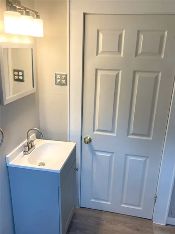 $1,850 | 1005 Staples Avenue, Seabrook, TX 77586