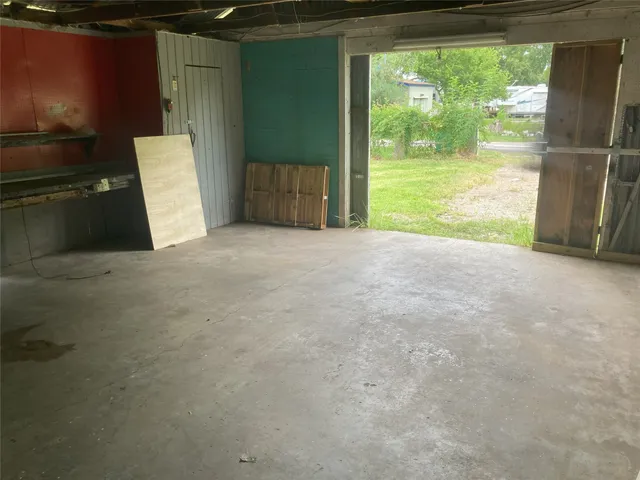 $1,850 | 1005 Staples Avenue, Seabrook, TX 77586