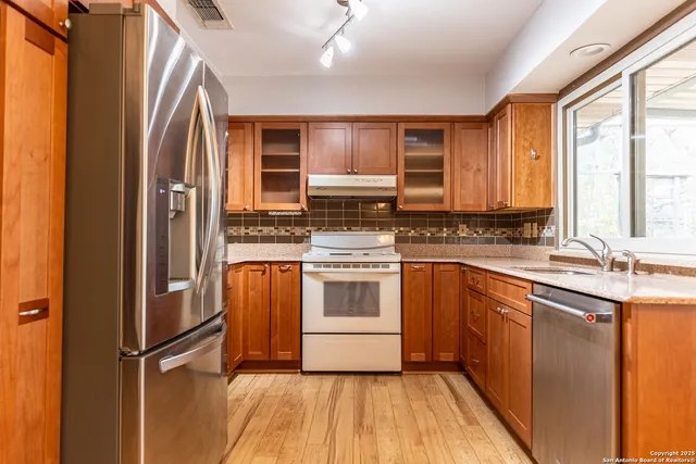 $1,800 | 12207 Budding Boulevard, San Antonio, TX 78247