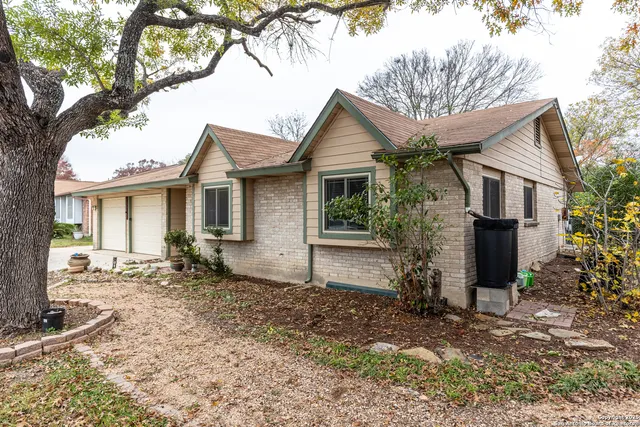 $1,800 | 12207 Budding Boulevard, San Antonio, TX 78247