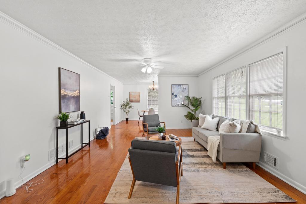 2335 Tilson Circle Decatur, GA 30032 - Photo 6 of 56