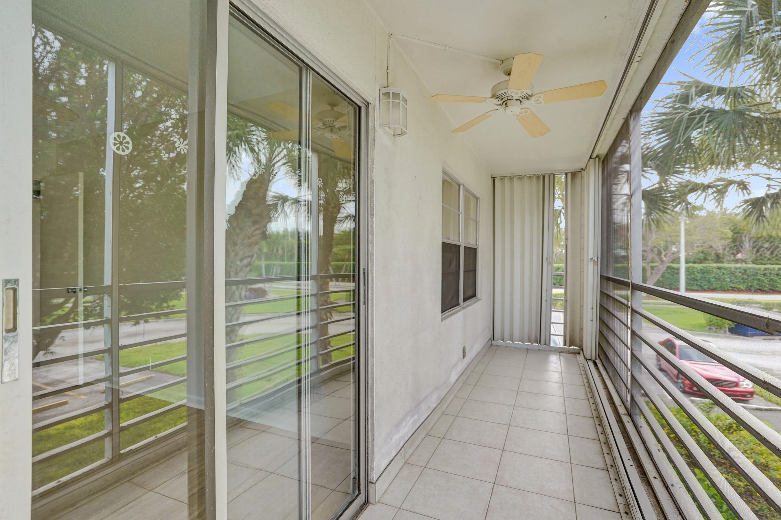 57 Dorset Drive, Unit B Boca Raton, FL 33434 - Photo 20 of 25 DSC09186