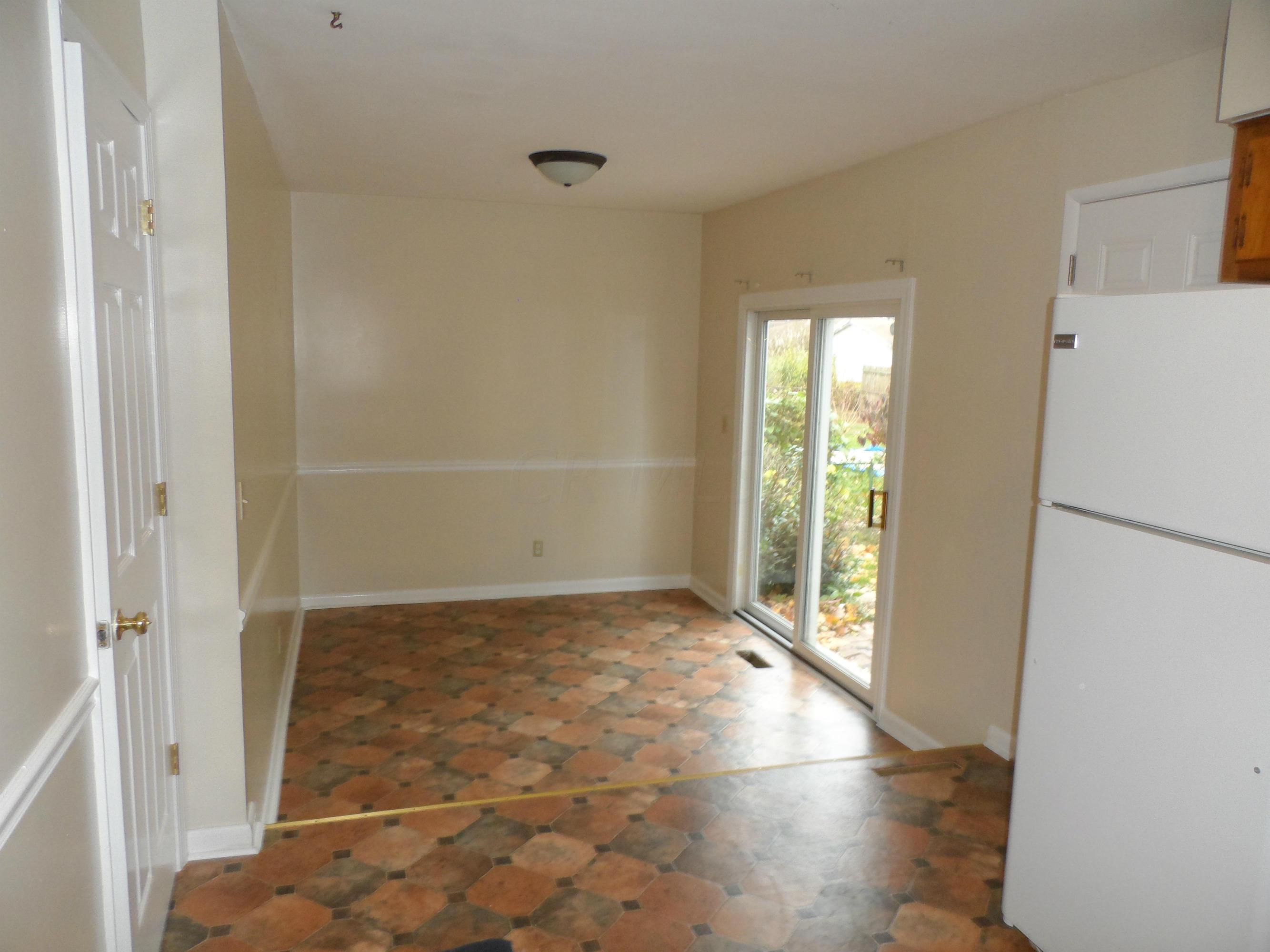 5998 Endicott Road Columbus, OH 43229 - Photo 2 of 6 Gallery Image 2