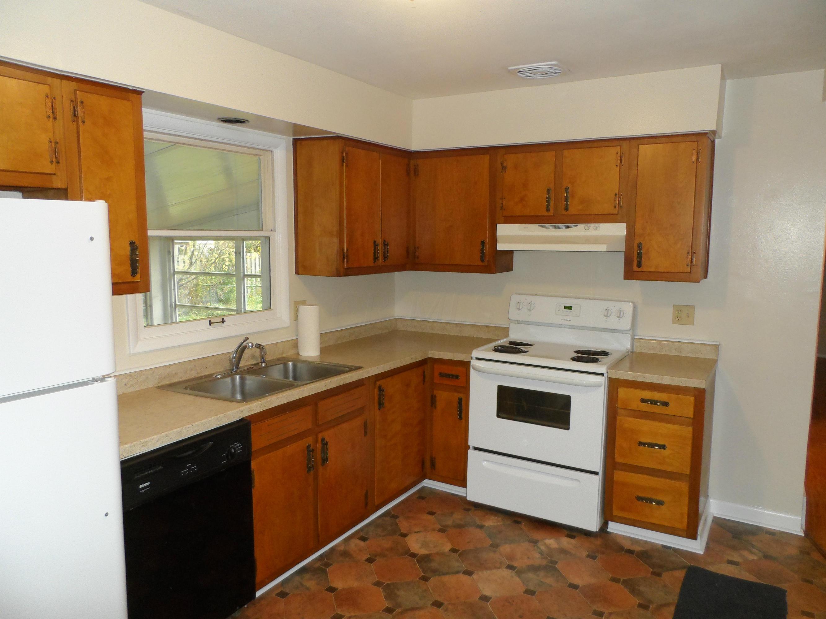 5998 Endicott Road Columbus, OH 43229 - Photo 4 of 6 Gallery Image 4