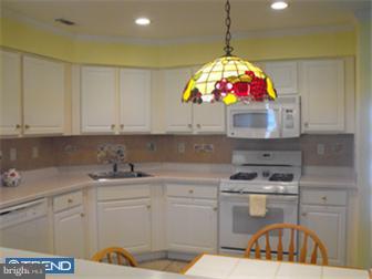 36 Pizzullo Road Hamilton, NJ 08690 - Photo 2 of 8 Gallery Image 2