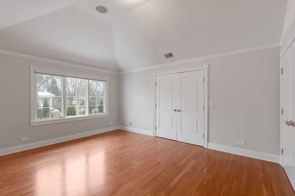 $11,000 | 420 Pine Manor Drive, Wilmette, IL 60091