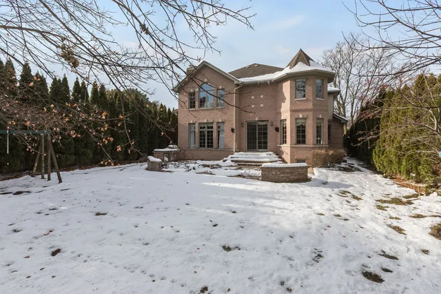 $11,000 | 420 Pine Manor Drive, Wilmette, IL 60091