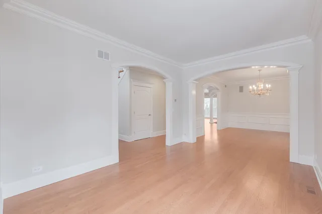 $11,000 | 420 Pine Manor Drive, Wilmette, IL 60091