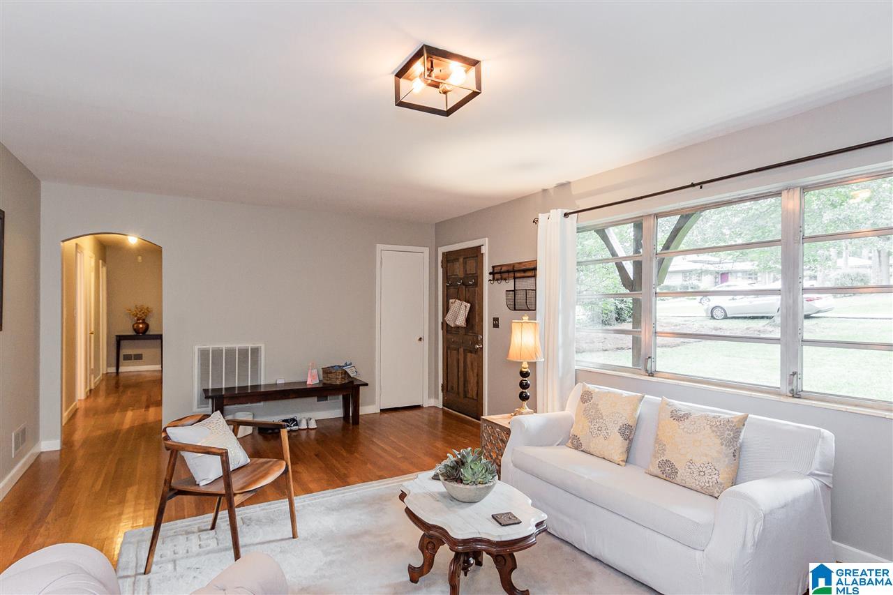 2440 Jannebo Road Birmingham, AL 35216 - Photo 6 of 48