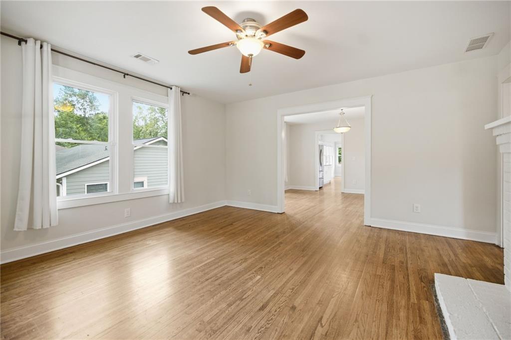 581 Gresham Avenue Southeast Atlanta, GA 30316 - Photo 10 of 34