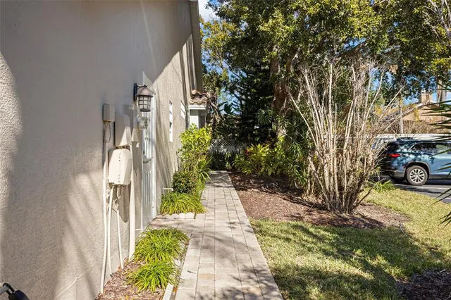 $3,200 | 1717 Arabian Lane, Palm Harbor, FL 34685