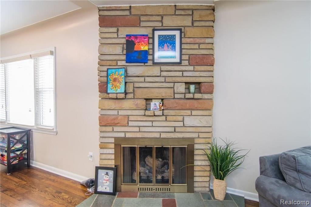 2890 Walbridge Drive Rochester Hills, MI 48307 - Photo 6 of 40