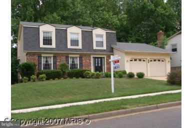 7131 Hamor Lane Springfield, VA 22153 - Photo 1 of 14 Exterior (Main)