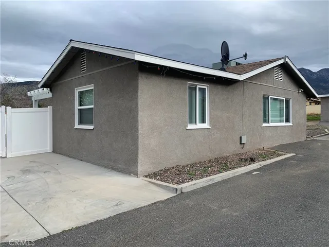 $2,700 | 10917 Bryant Street, Yucaipa, CA 92399