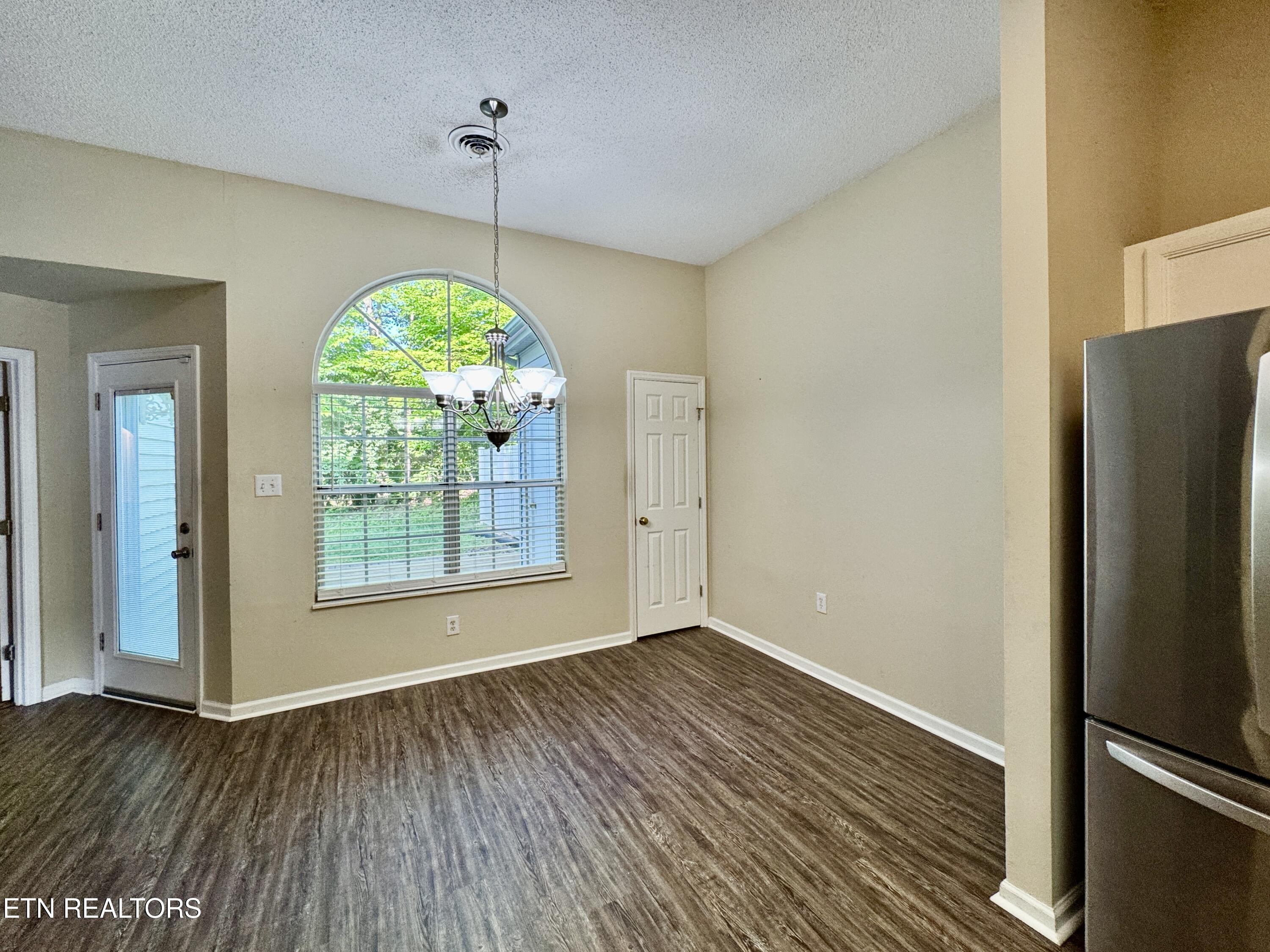 3319 Laurel View Road Knoxville, TN 37917 - Photo 20 of 36 22