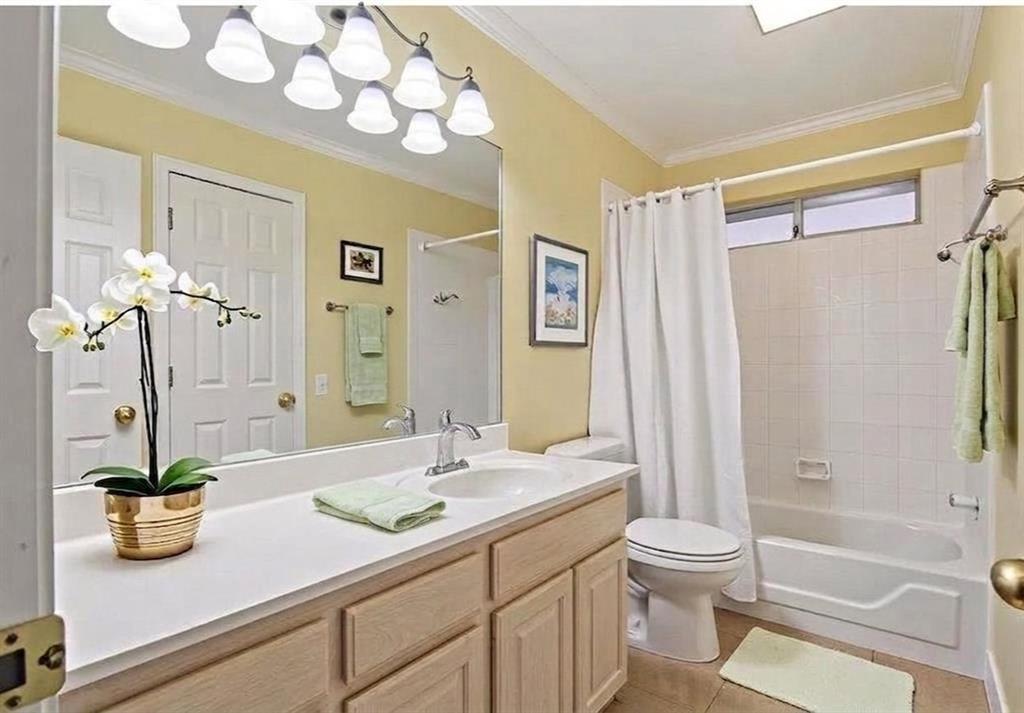 1312 Crows Nest Court Azle, TX 76020 - Photo 21 of 28 Virtually Staged