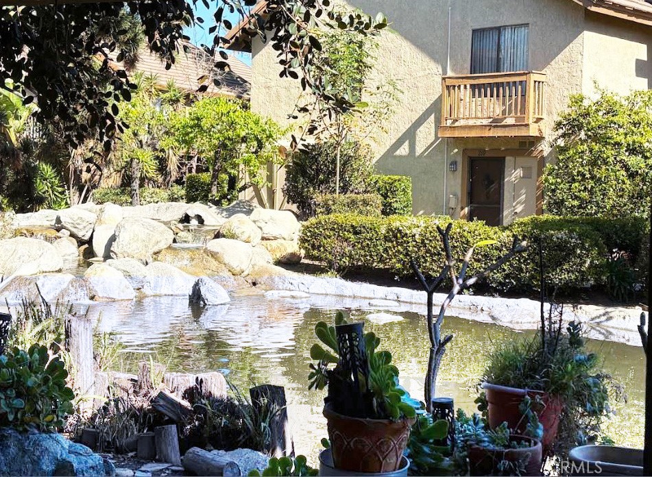 184 Tangelo Irvine, CA 92618 - Photo 2 of 11