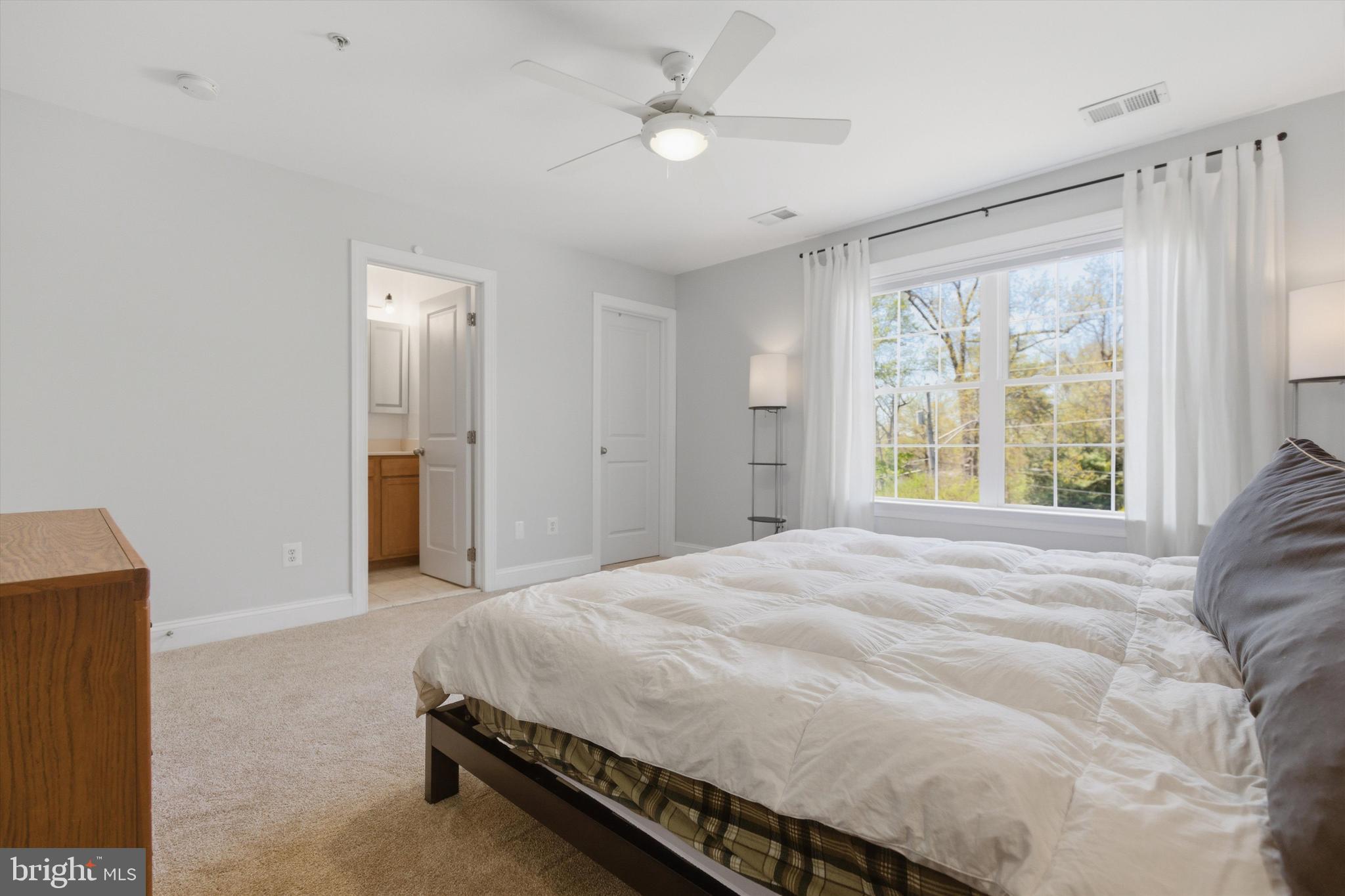 7717 Colonial Beach Road Pasadena, MD 21122 - Photo 26 of 51