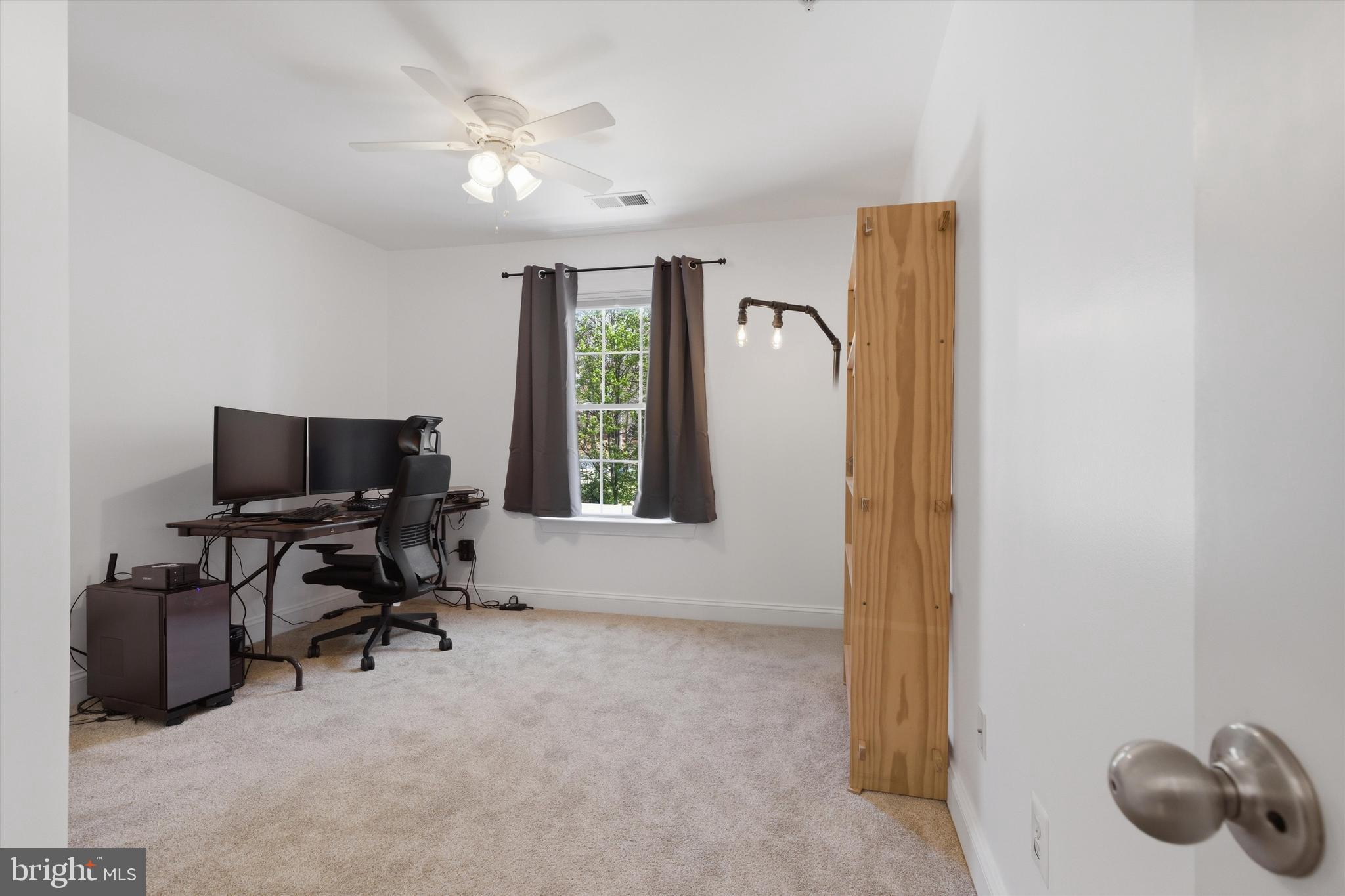 7717 Colonial Beach Road Pasadena, MD 21122 - Photo 30 of 51