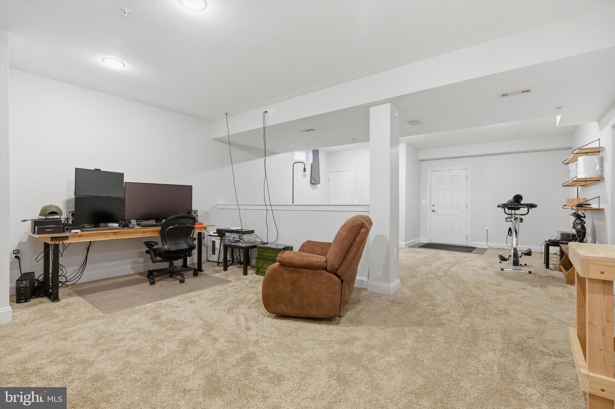 7717 Colonial Beach Road Pasadena, MD 21122 - Photo 35 of 51