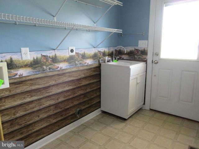 45615 Drayden Road Valley Lee, MD 20692 - Photo 15 of 29 Interior (General)