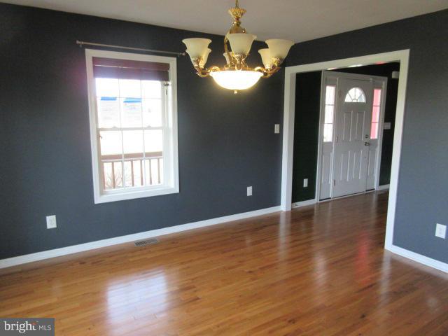 45615 Drayden Road Valley Lee, MD 20692 - Photo 5 of 29 Dining Room