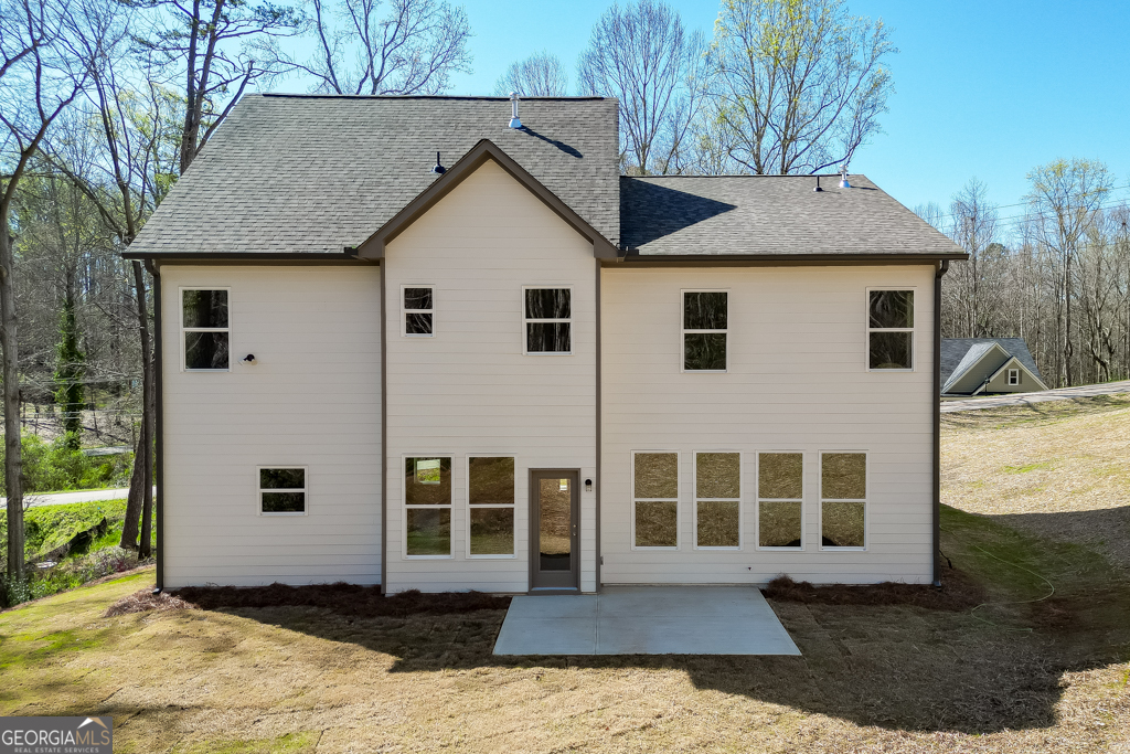 1003 Lakeview Drive Commerce, GA 30529 - Photo 43 of 48 a front view of a house with a yard