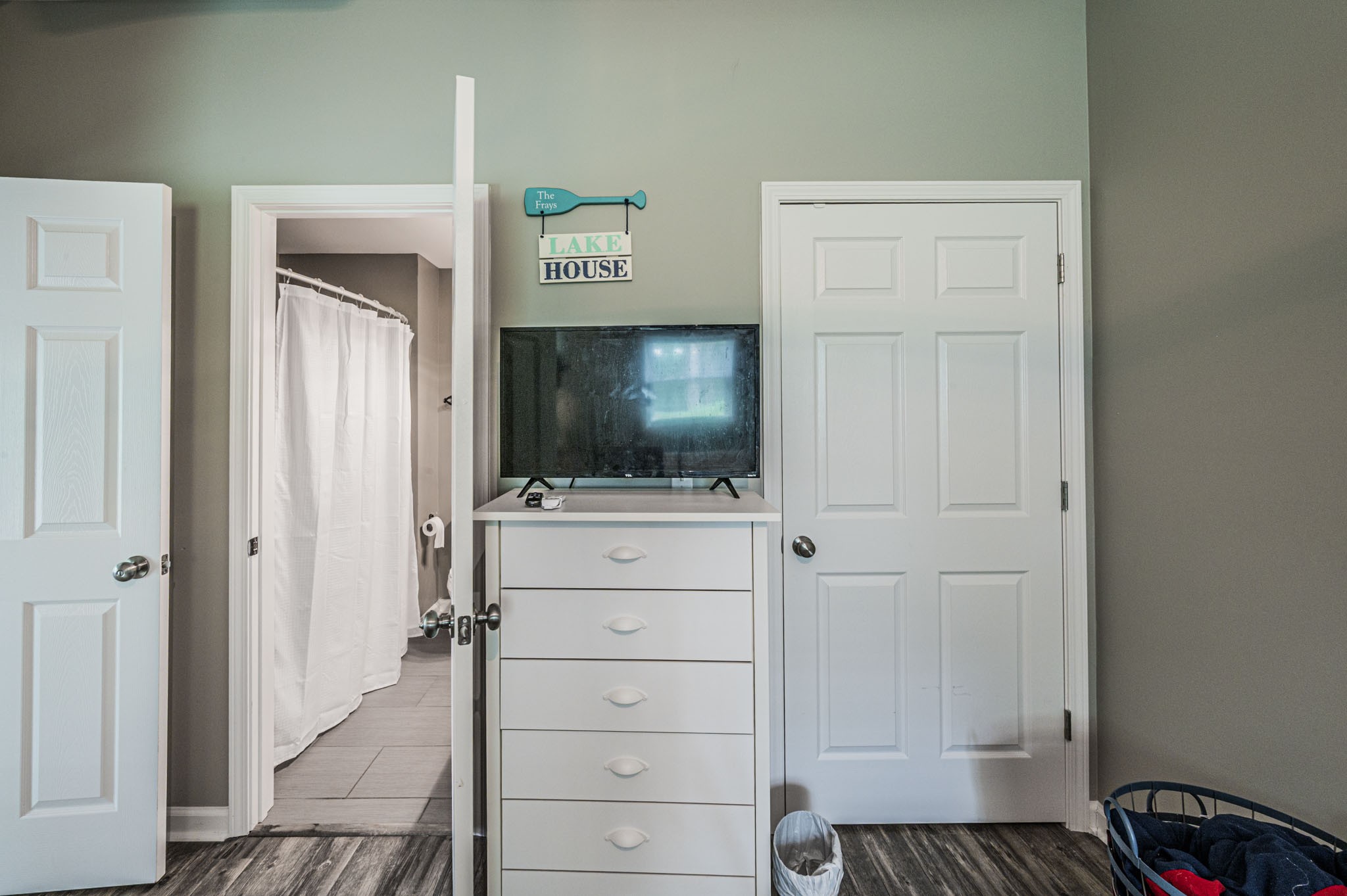 87 Angela Way Lewisburg, KY 42256 - Photo 24 of 39 a view of walk in closet