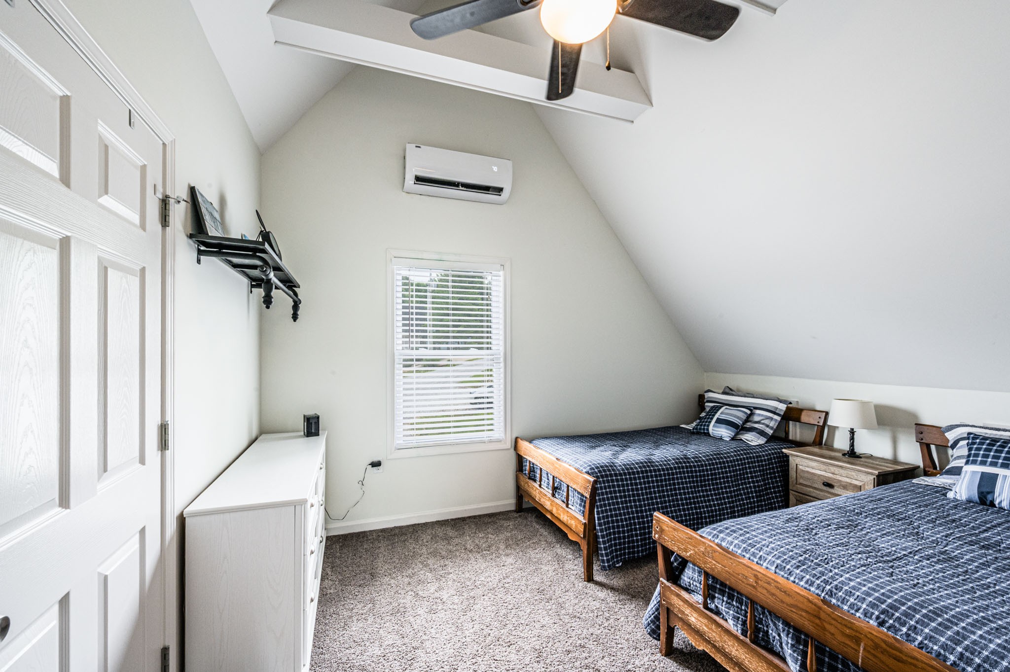 87 Angela Way Lewisburg, KY 42256 - Photo 27 of 39 a bedroom with furniture and a window