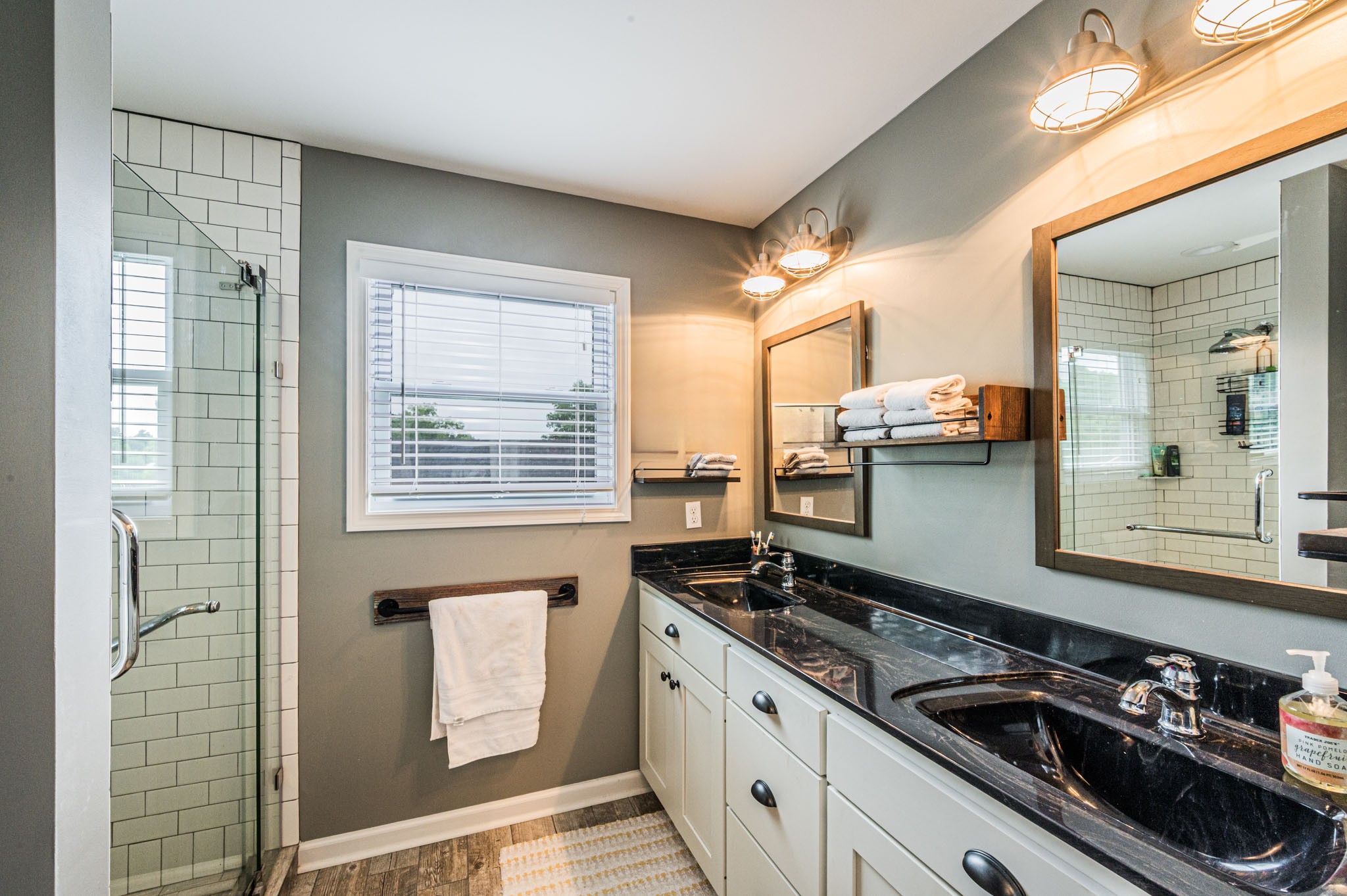 87 Angela Way Lewisburg, KY 42256 - Photo 30 of 39 a kitchen with a stove a sink and cabinets