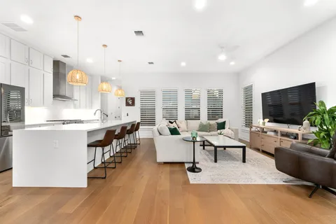 $1,325,000 | 3112 Chennault Street, Austin, TX 78723