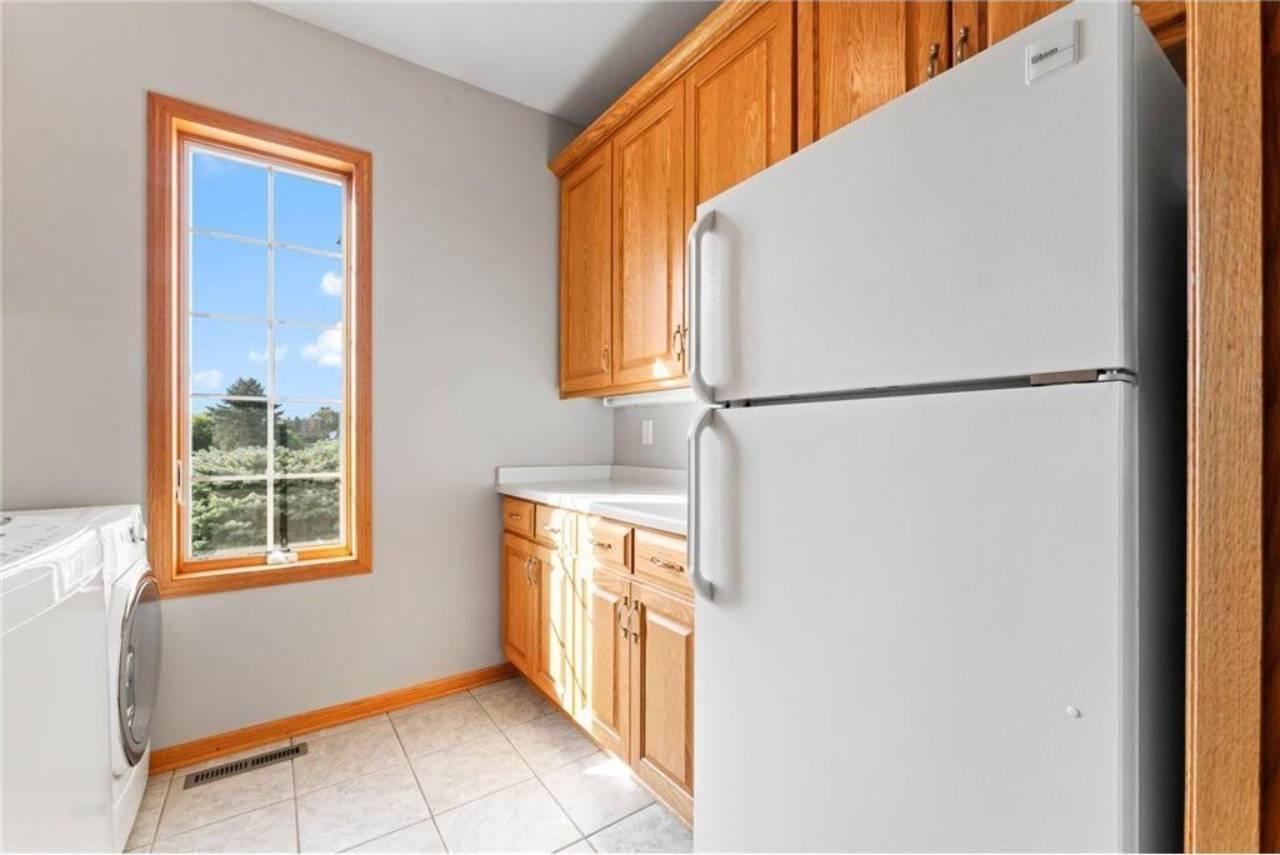1057 Ridge Crest Lane Northwest Rochester, MN 55901 - Photo 25 of 103