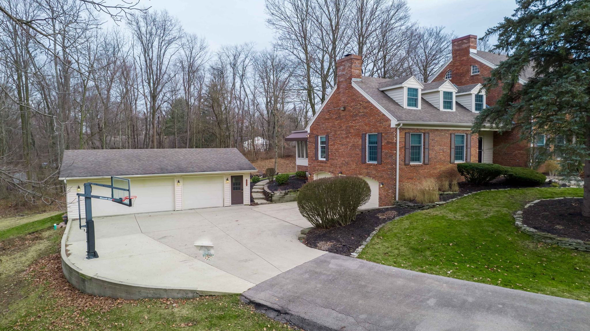2710 North Orchard Road Marion, IN 46952 - Photo 4 of 48 Gallery Image 4