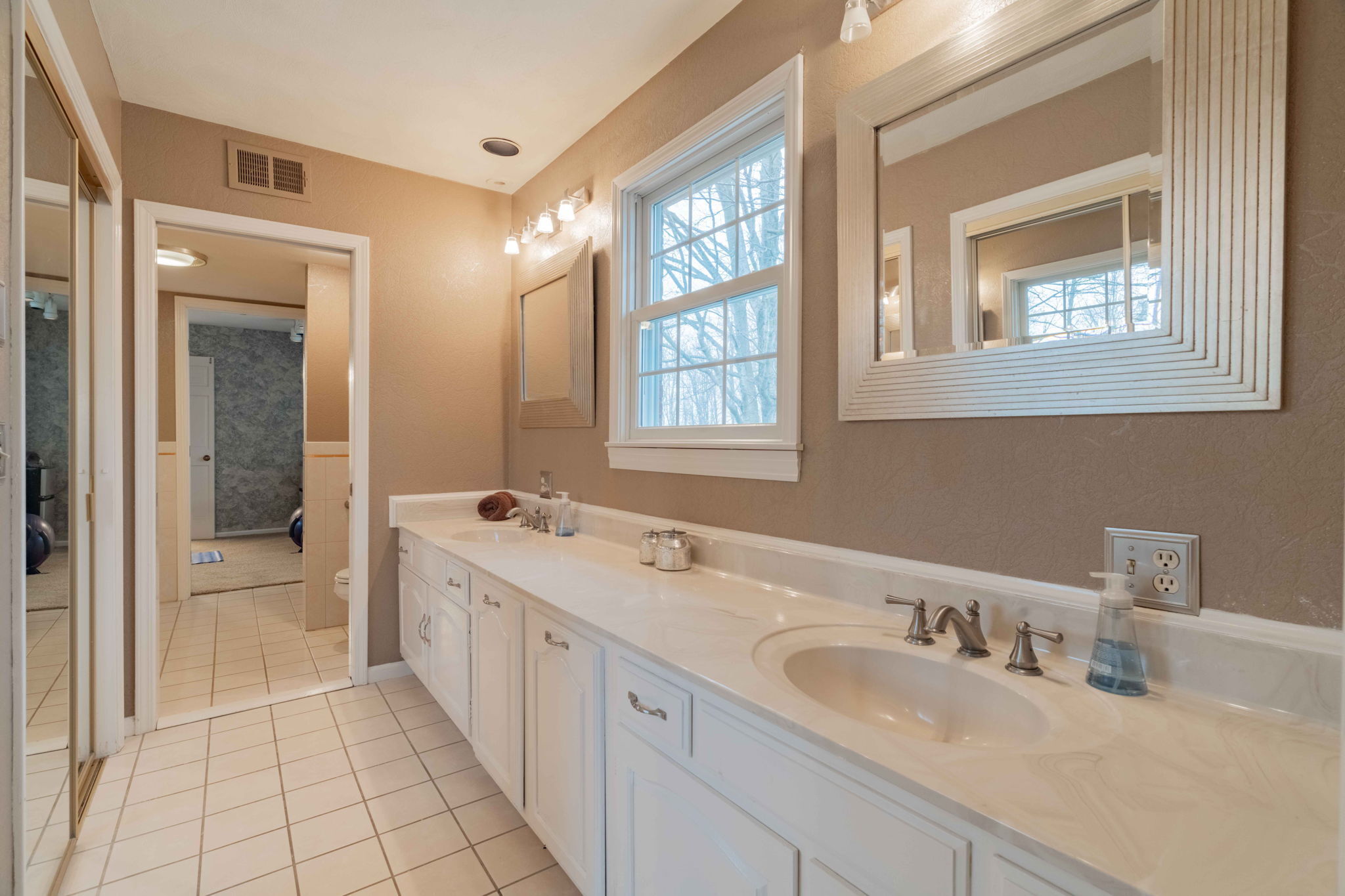 2710 North Orchard Road Marion, IN 46952 - Photo 41 of 48 Gallery Image 41