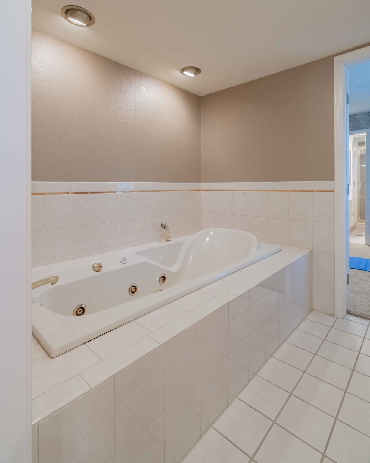 2710 North Orchard Road Marion, IN 46952 - Photo 43 of 48 Gallery Image 43