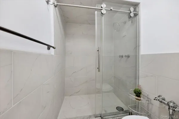 $3,850 | 1 Balint Drive, Unit 366, Yonkers, NY 10710