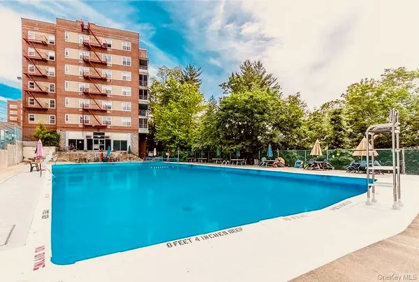 $3,850 | 1 Balint Drive, Unit 366, Yonkers, NY 10710