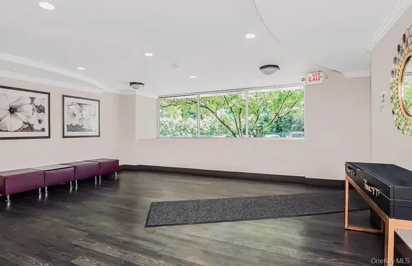 $3,850 | 1 Balint Drive, Unit 366, Yonkers, NY 10710