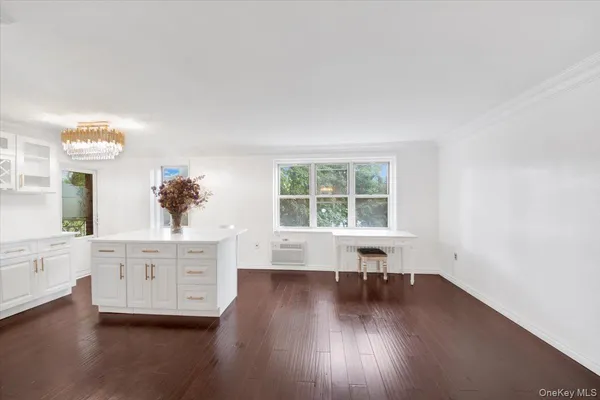 $3,850 | 1 Balint Drive, Unit 366, Yonkers, NY 10710